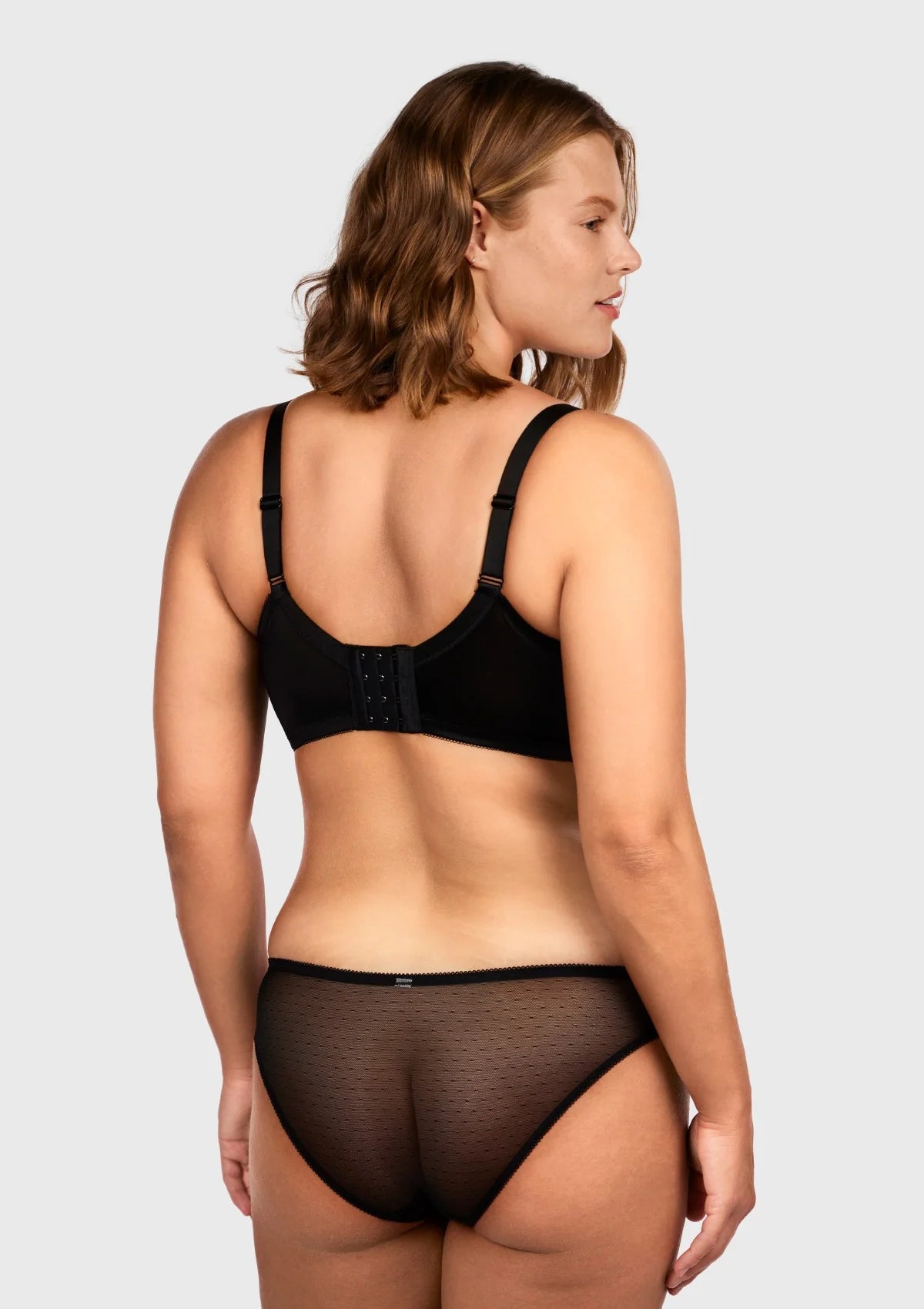 Lovely Lace Bra - Encaje sofisticado, ajuste perfecto.