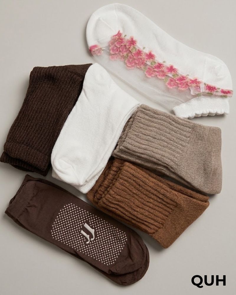 Curve Box 18 - 17 Prendas + 1 Regalo