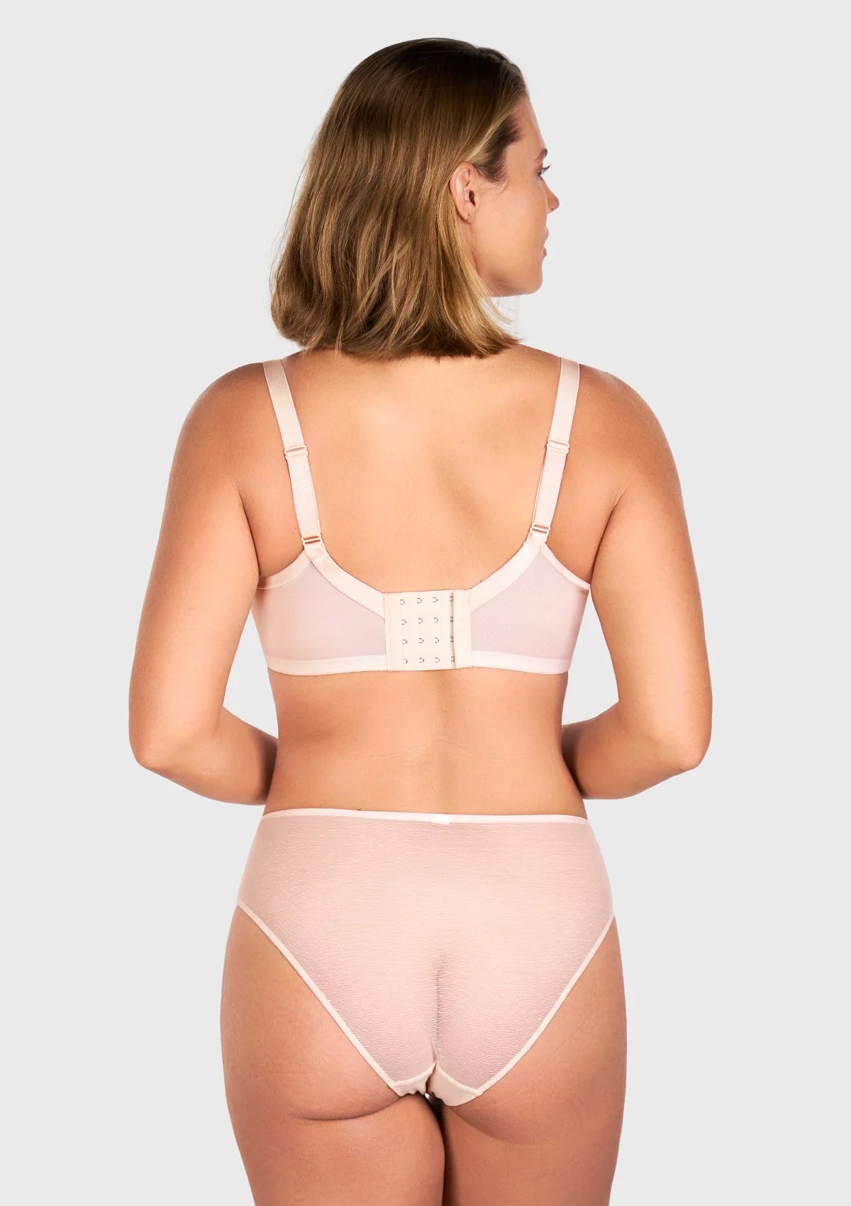 Lovely Lace Bra - Encaje sofisticado, ajuste perfecto.